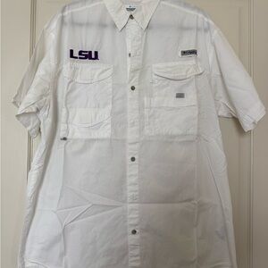 Columbia White Casual Button Down Shirt with Vented Back